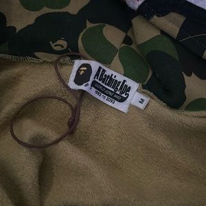 Bape hoodie for sale Size:M
